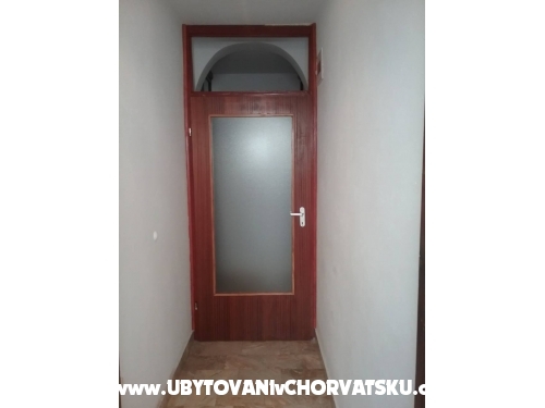 Apartmaji &amp; rooms Brist - Gradac  Podaca Hrvaka