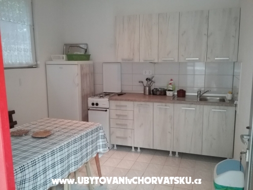 Apartmanok &amp; rooms Brist - Gradac  Podaca Horvtorszg