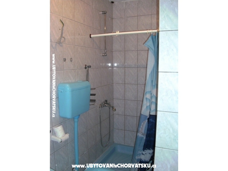 Apartmaji &amp; rooms Brist - Gradac  Podaca Hrvaka