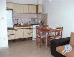 Apartmny &amp; rooms Brist - Gradac  Podaca Chorvatsko