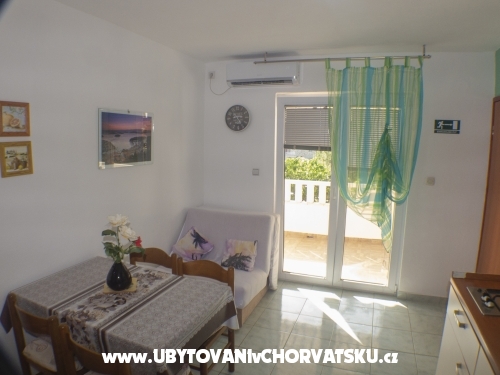Apartmaji Plaža Ivan Dolac - ostrov Hvar Hrvaška