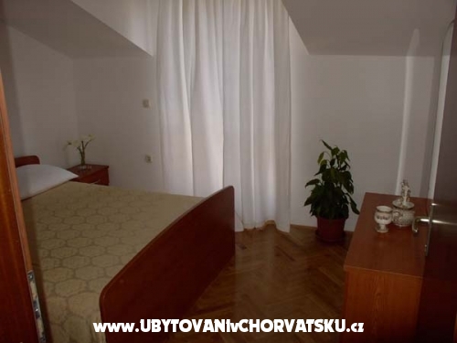 Apartments Vini i Ivana - ostrov Hvar Croatia