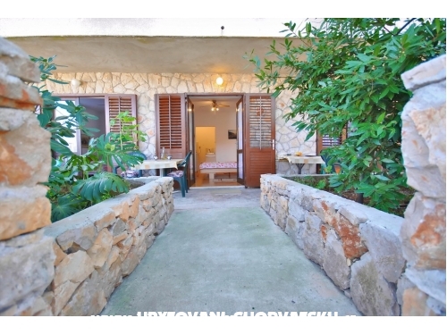 ApartmajiNikolinaGrgicevic - ostrov Hvar Hrvaka