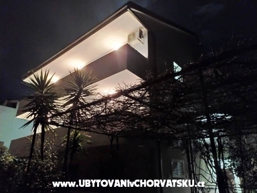 ApartmajiNikolinaGrgicevic - ostrov Hvar Hrvaka