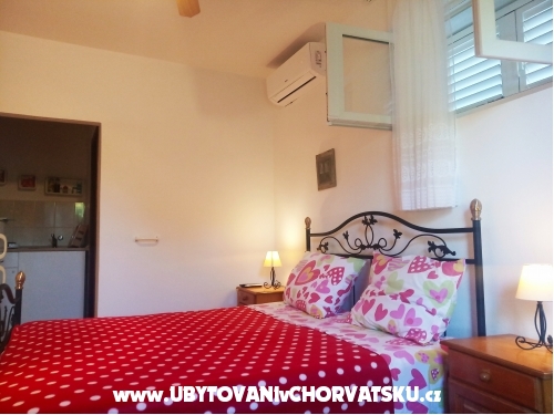 ApartmajiNikolinaGrgicevic - ostrov Hvar Hrvaka