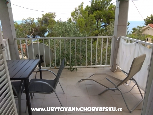 Tigrich apartmani - ostrov Hvar Horvtorszg