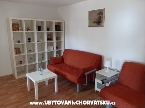 Tigrich apartmani - ostrov Hvar Horvtorszg
