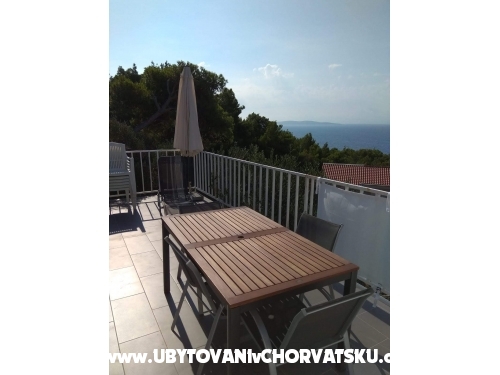 Tigrich apartmani - ostrov Hvar Horvtorszg