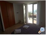 Tigrich apartmani - ostrov Hvar Horvtorszg