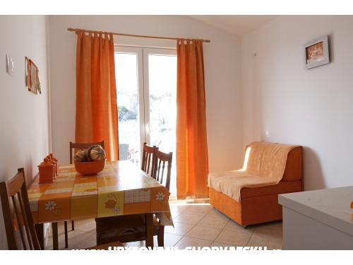 Apartmaji Mioevi - Igrane Hrvaka