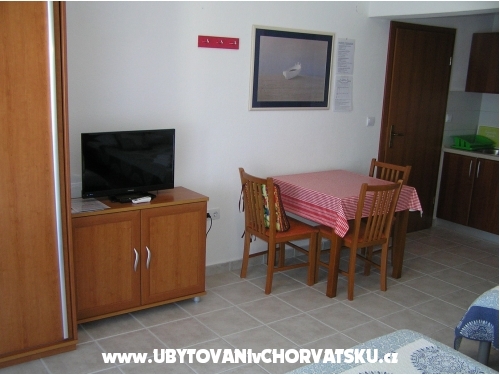 Apartments Franka - Igrane Croatia