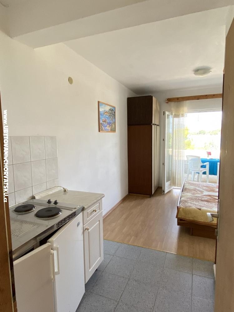 Apartmny Ankica - Drace &amp;amp; Trstenik Chorvtsko