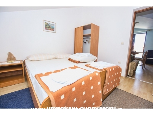 Apartments Marijana - Karlobag Croatia