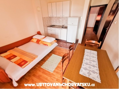 Appartements Rukelj - Karlobag Kroatien