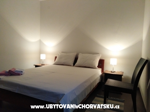 Apartments Villa Luce - Karlobag Croatia