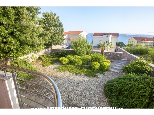 Apartmani Dina - Karlobag Hrvatska