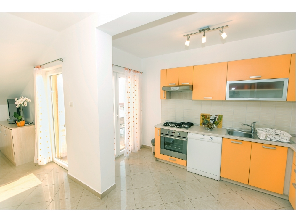 Apartmani Dina - Karlobag Hrvatska