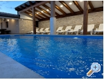 Haus Robert 2 mit Pool Cesarica - Karlobag Kroatien