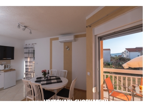Villa Diva Apartmny - Katela Chorvtsko