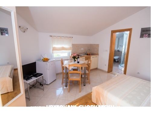 Villa Diva Apartmny - Katela Chorvtsko
