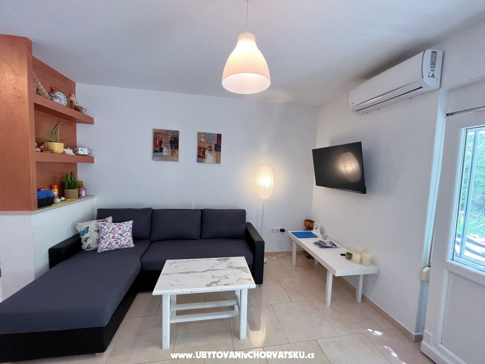 Vacation house Bebi, Kremena - Klek Croatia