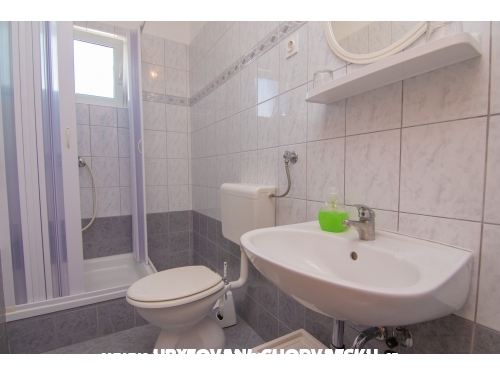 Apartmani City Center Dekanic - ostrov Krk Hrvatska