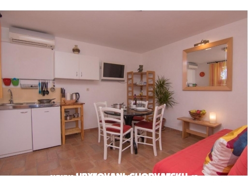 Apartmani City Center Dekanic - ostrov Krk Hrvatska