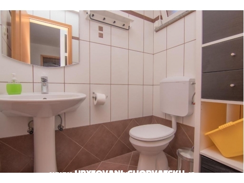 Apartmani City Center Dekanic - ostrov Krk Hrvatska