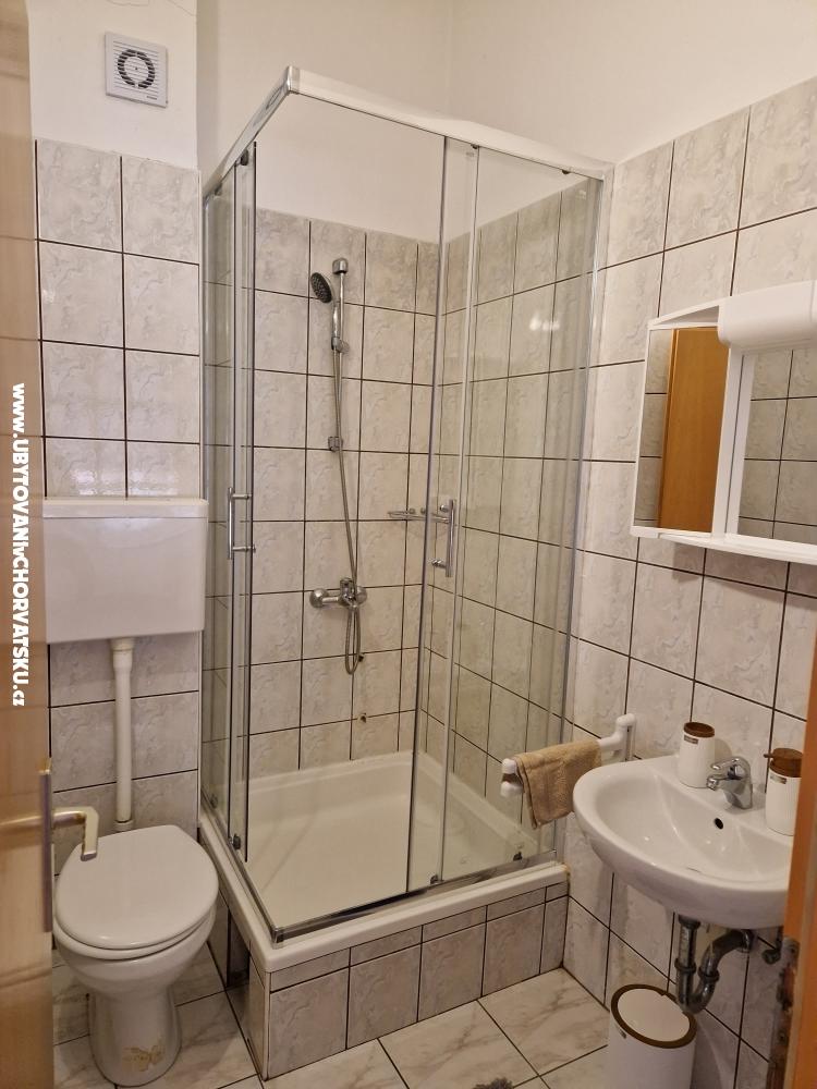 Apartmani Omialj - ostrov Krk Hrvatska
