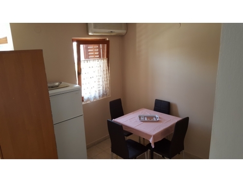 Apartmani Omialj - ostrov Krk Hrvatska
