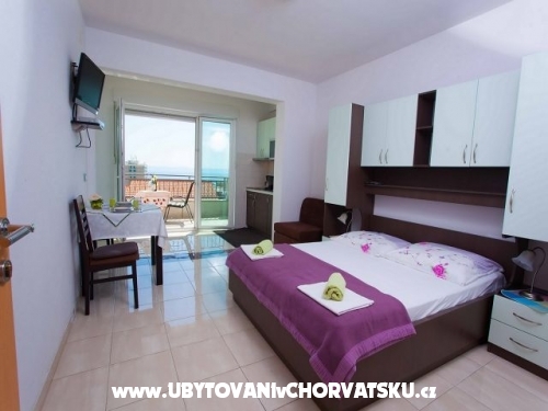 Apartmaji Dana - Makarska Hrvaka