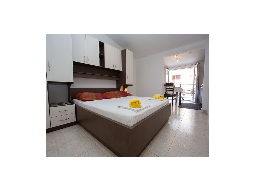 Apartmaji Dana - Makarska Hrvaka