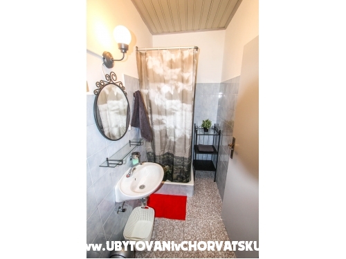 Apartmaji AnkaIrma - Makarska Hrvaška