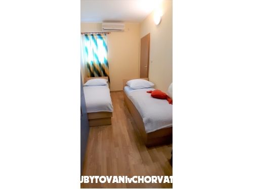 Apartmaji Antunović - Makarska Hrvaška