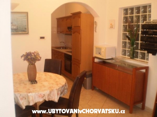 Apartmanok Roso m&amp;m - Makarska Horvtorszg