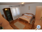 Appartements Šimić - Makarska Kroatien