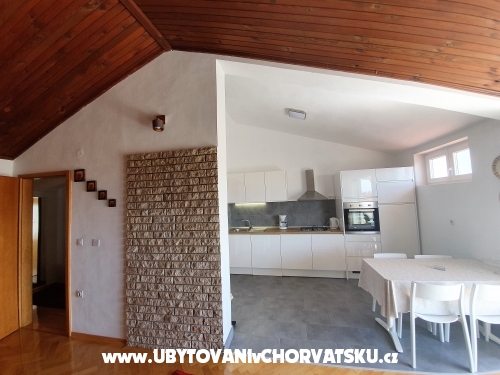 Apartmny Ivo - Makarska Chorvtsko