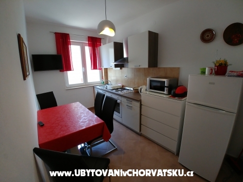Apartmny Ivo - Makarska Chorvtsko