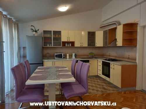 Apartmaji Drago - Makarska Hrvaška
