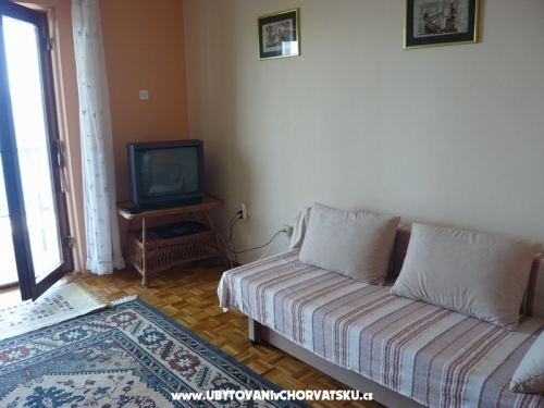 Apartments Sliskovic, 1. line to sea - Makarska Croatia