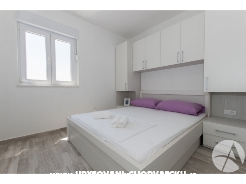 Seaview Apartmaji in quiet area - Makarska Hrvaška