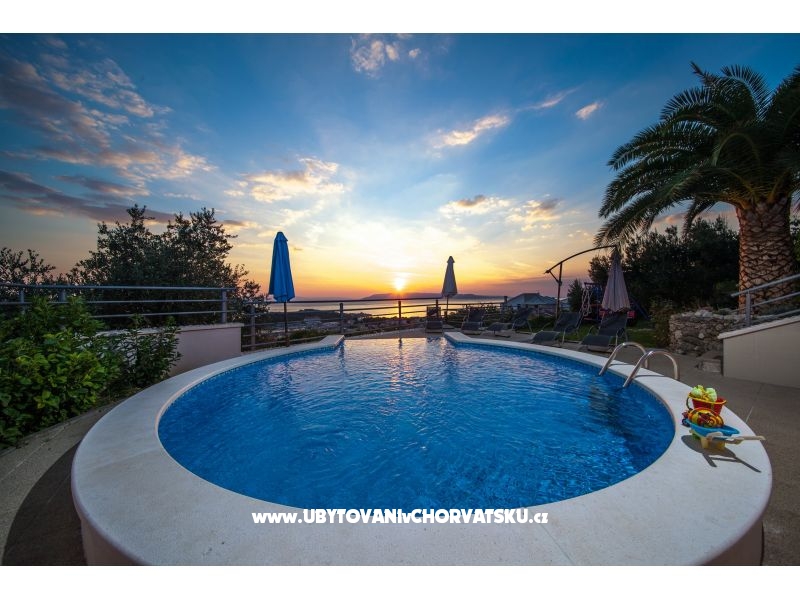toDalmatia VILLAS