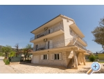 Ferienwohnung Vinisce - Marina  Trogir Kroatien