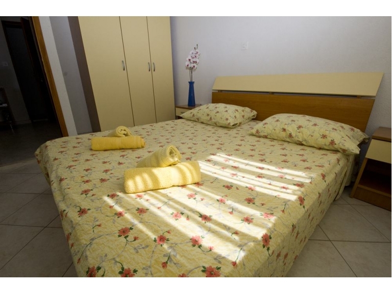 Appartementen Dinko s grijanim bazenom - Marina – Trogir Kroatië