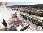 Appartements Kneevi - Marina  Trogir Kroatien