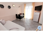 Appartements Kneevi - Marina  Trogir Kroatien