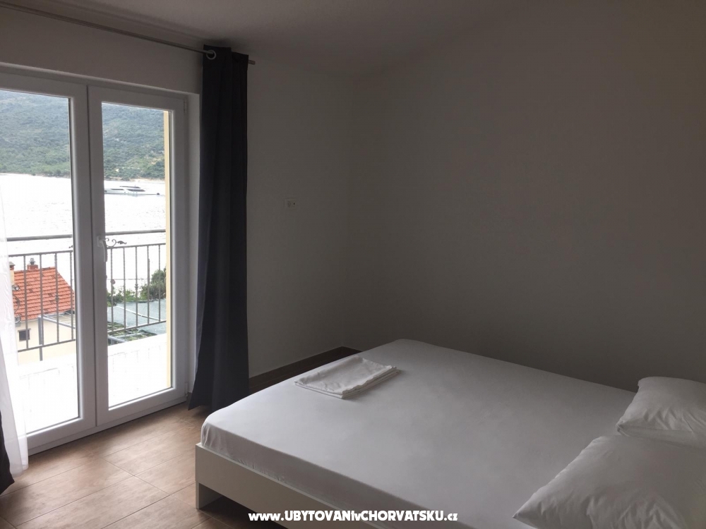Apartmny Vukelja - Marina  Trogir Chorvtsko