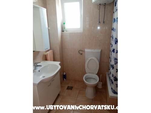 Apartmny Vukelja - Marina  Trogir Chorvtsko