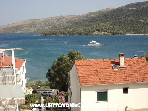 Apartmny Vukelja - Marina  Trogir Chorvtsko