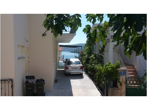 Apartmny Vukelja - Marina  Trogir Chorvtsko